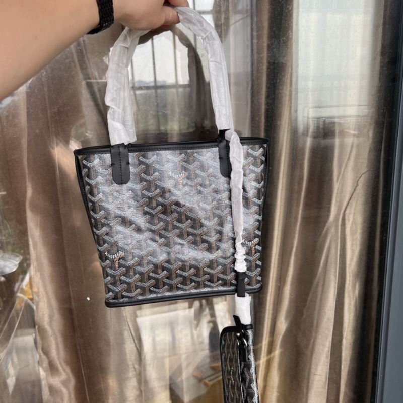 Goyard Shopping Bags